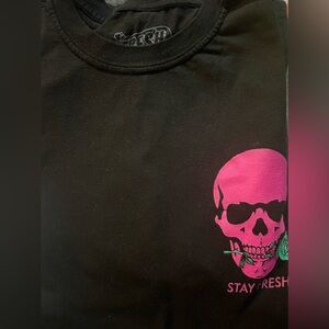 Large black t-shirt w color.